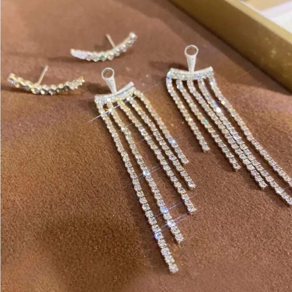 NEW! Rhinestone tassel drop earrings silver - Picture 4 of 4